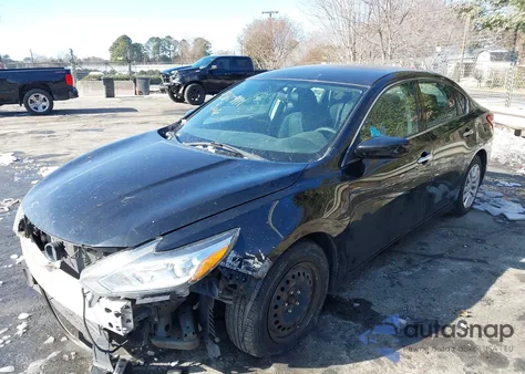 2016 Nissan Altima 2.5/2.5 S/2.5 Sl/2.5 Sr/2.5 Sv z USA, uszkodzony, nr VIN 1N4AL3AP1GN351463